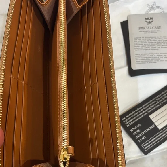 MCM Tan Visetos Zip Wallet - Picture 2 of 8